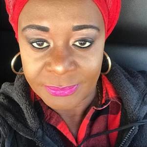 Meet your Posher, Annie